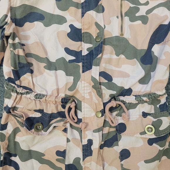 Pink Camouflage Jacket - Picture 4 of 6